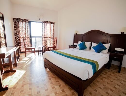 MUNNAR BOOKINGS, godaddybooking.com