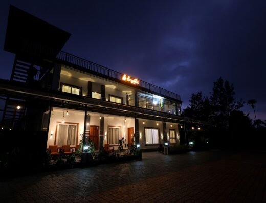 Scarlet Resort