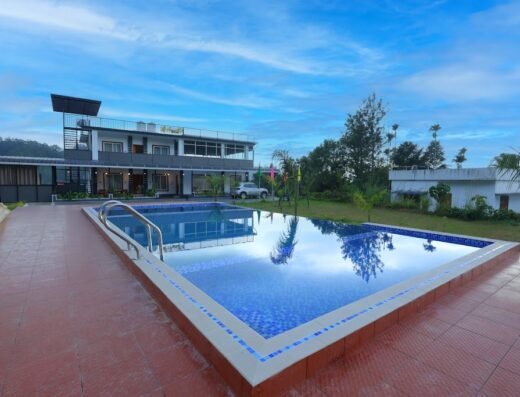 Scarlet Resort