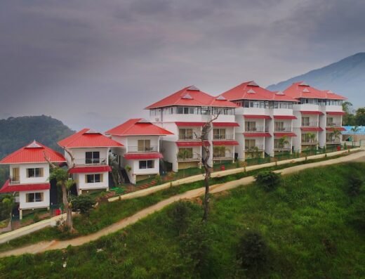 The Lake View Munnar Resort