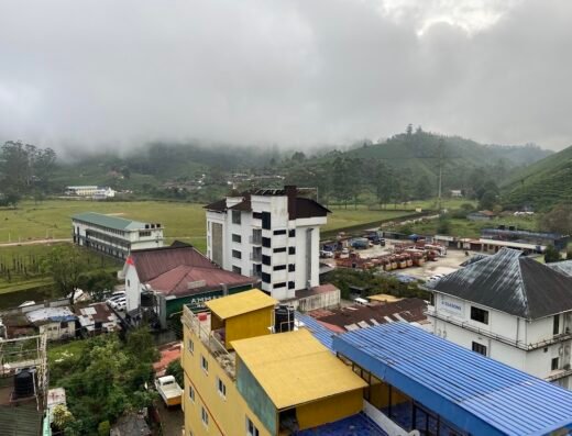 Clouds Valley Leisure Hotel