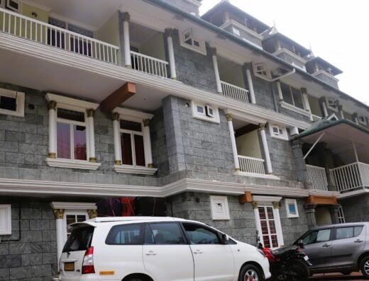 Eden Holidays,Riverside Inn, EV