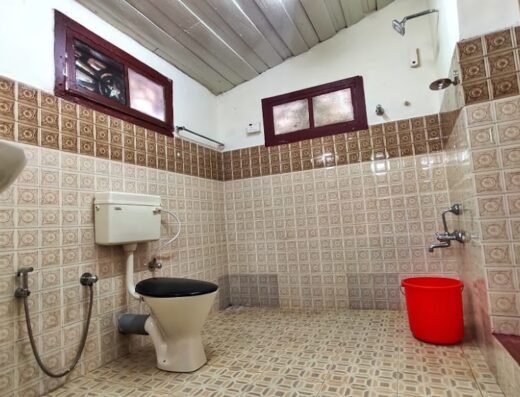 Karunya Homestay and Rooms