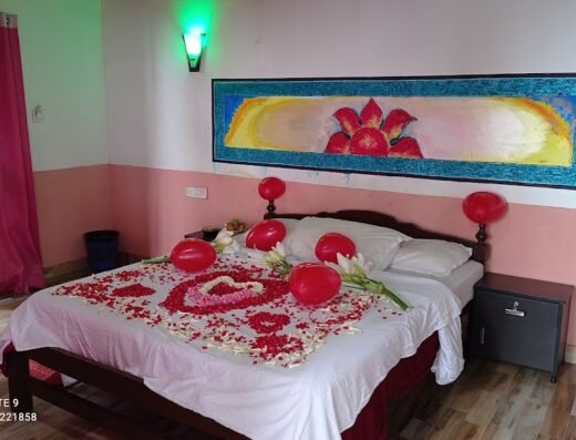 Munnar Plantation Villa. Tea Drops .