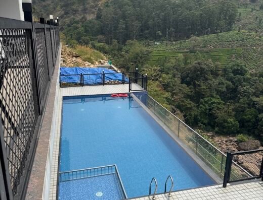 Silver Cascade , Munnar