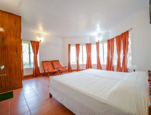 Viriparai Bungalow Munnar by VOYE HOMES